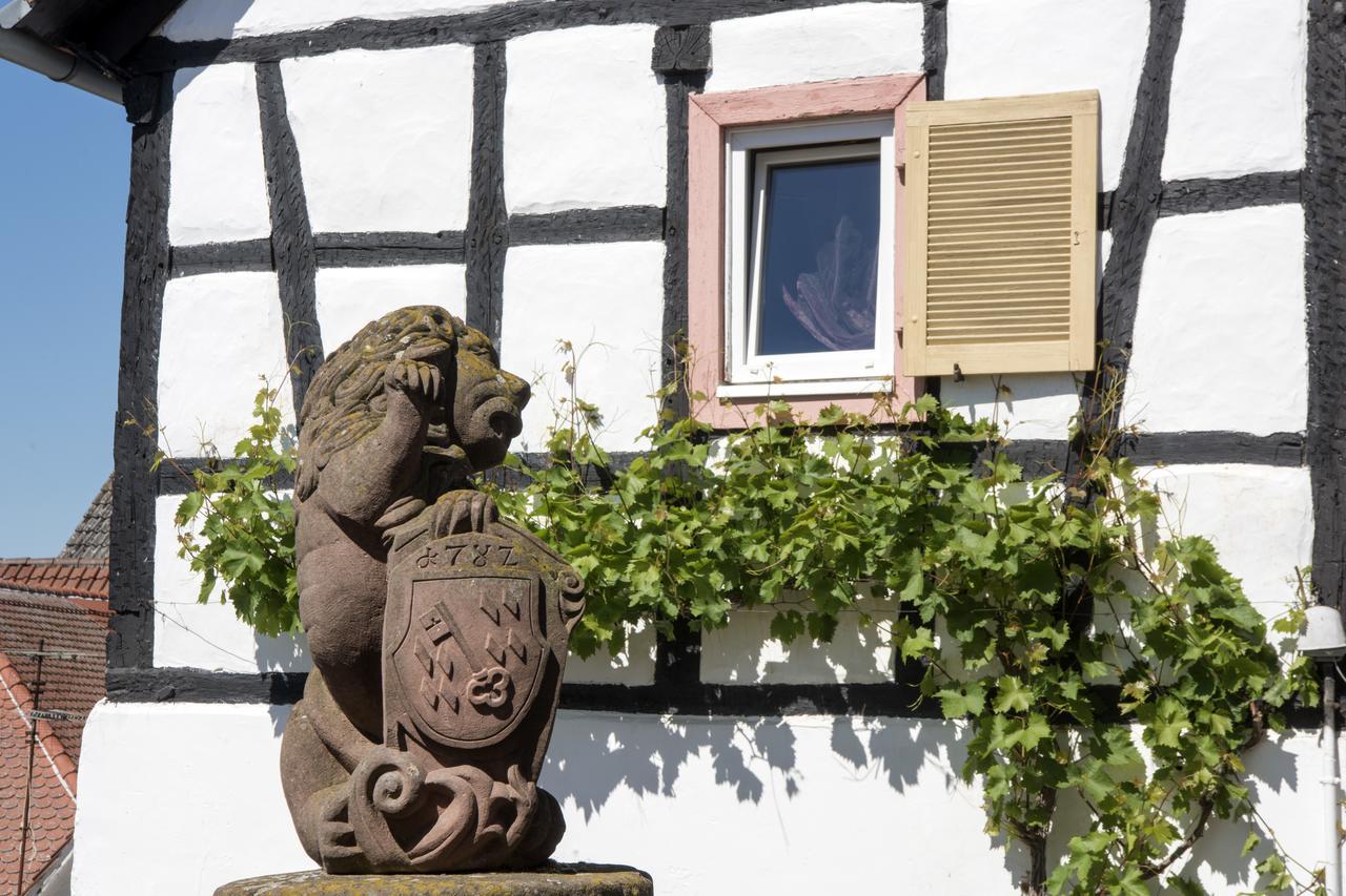 Burggarten Appartements 诺伊莱宁恩 外观 照片